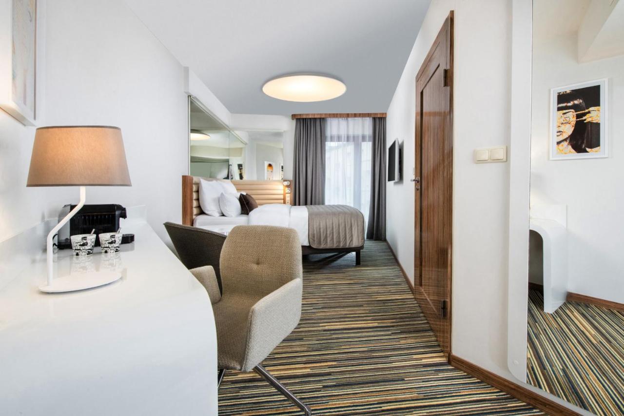 Leonardo Boutique Center 4*